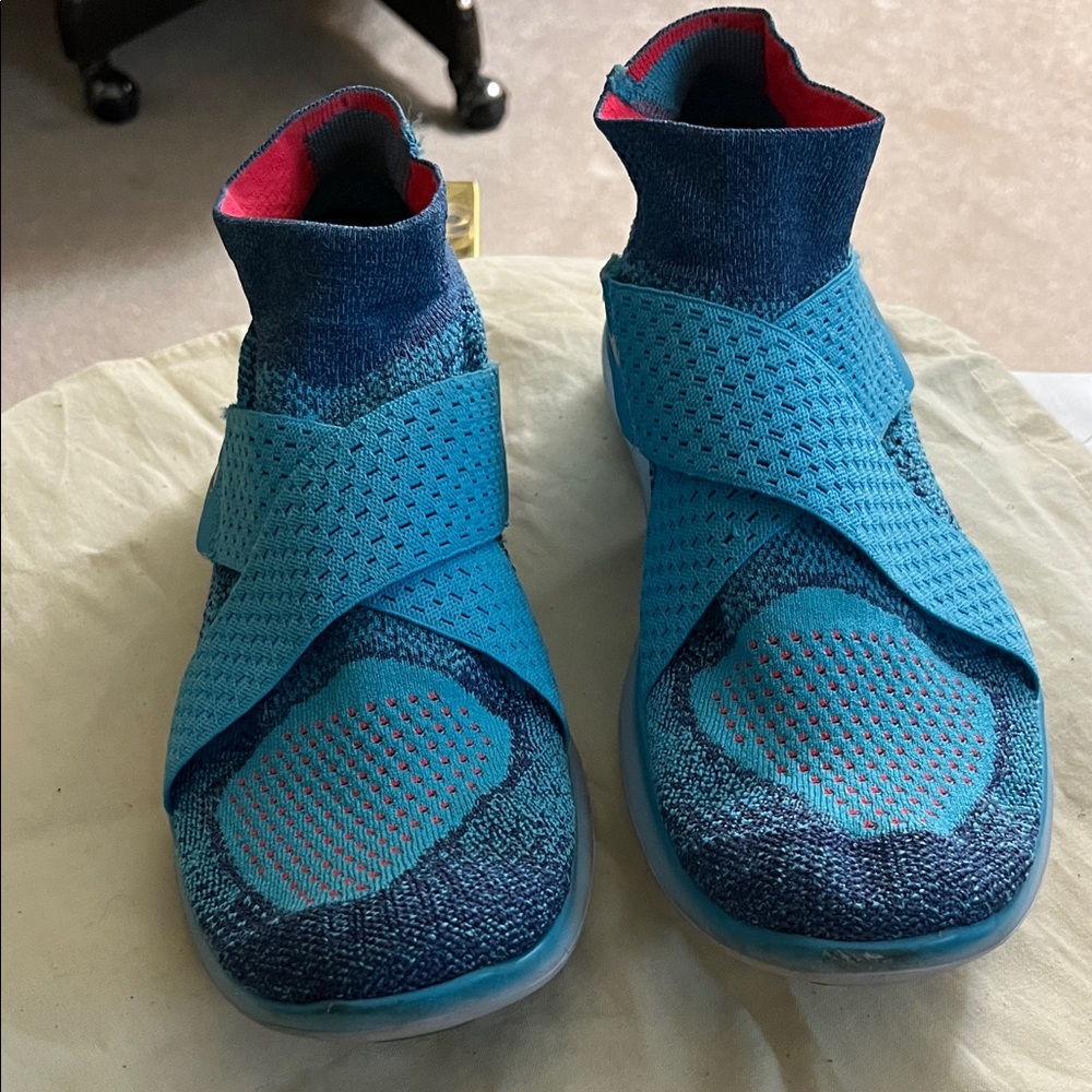 Nike Turquoise and orange hints